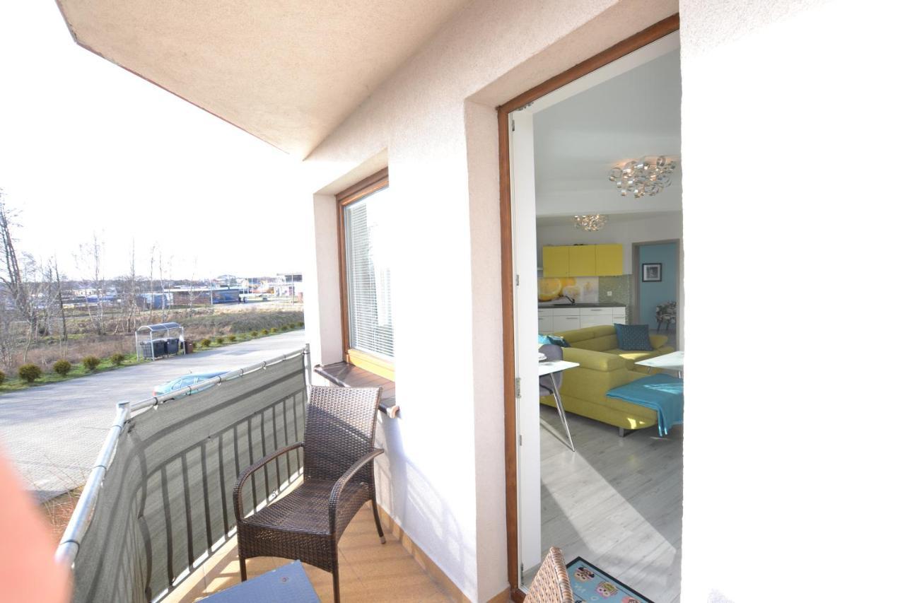 Darlowko Apartament Morski XI Дарлово Экстерьер фото